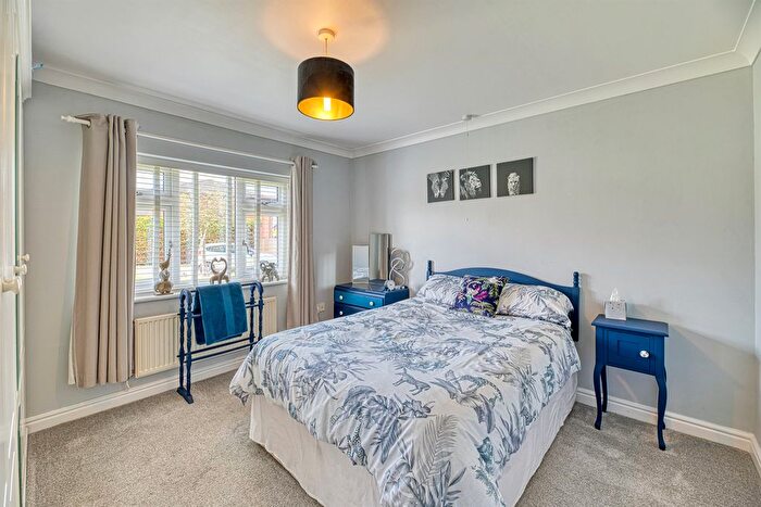 3 Bedroom Detached Bungalow For Sale In Marsh Lane, Elton, Chester, CH2