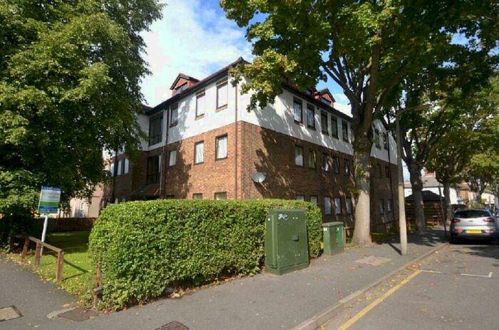 1 Bedroom Apartment To Rent In Burnell Road, Sutton, Surrey, SM1
