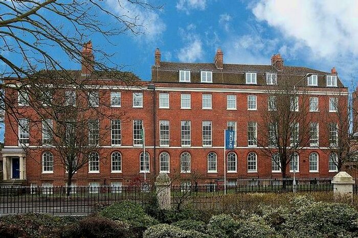 2 Bedroom Flat To Rent In London Road, Reading, RG1