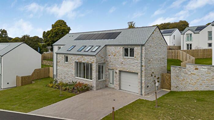 5 Bedroom Detached House For Sale In Kingswood, Pentewan Valley, PL26
