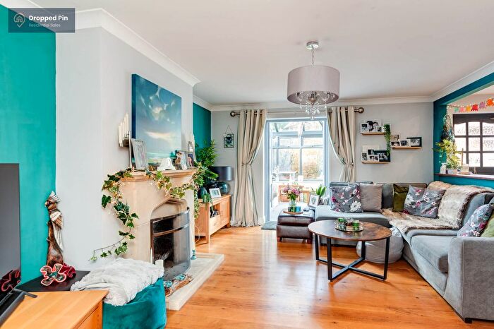 4 Bedroom Detached House For Sale In The Potteries, Uckfield, TN22