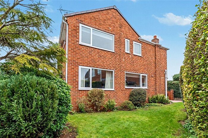 4 Bedroom Detached House For Sale In Oak Wood Road, Wetherby, West Yorkshire, LS22