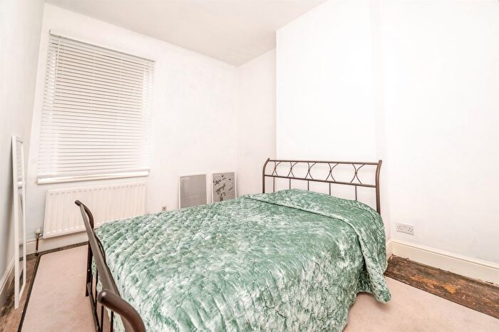 3 Bedroom Terraced House For Sale In Park Road, Hockley, Birmingham, B18