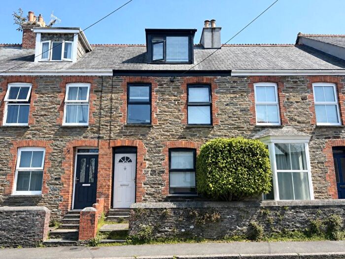 4 Bedroom Terraced House For Sale In Glen Road, Wadebridge, PL27