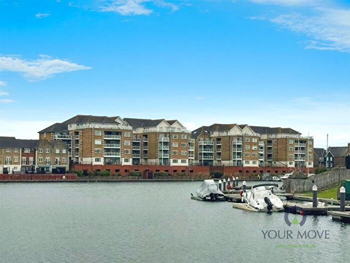 2 Bedroom Flat For Sale In Golden Gate Way, Eastbourne, East Sussex, BN23
