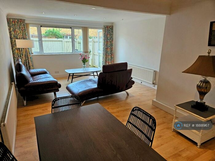 2 Bedroom Terraced House To Rent In Enfield, Cambridge, CB1