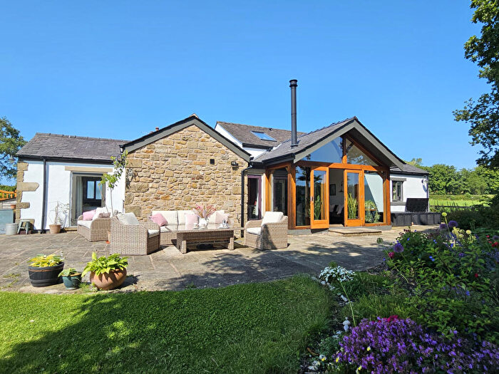 2 Bedroom Detached House For Sale In New Row, Off Clitheroe Road, Knowle Green, PR3