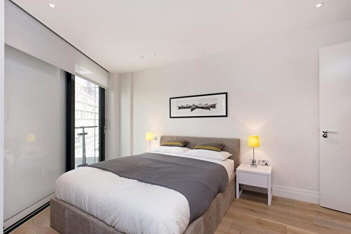 1 Bedroom Apartment For Sale In Riverlight Quay, Nine Elms, London, SW11 - Photo 5