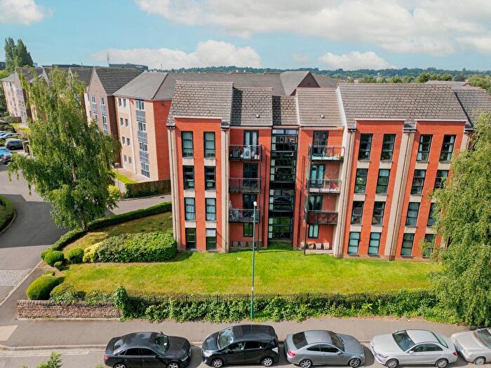 2 Bedroom Flat For Sale In Templars Court, Nottingham, NG7