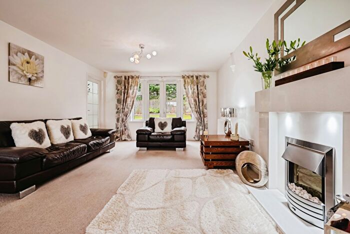 4 Bedroom Detached House For Sale In O'donnell Gardens, Hamilton, ML3