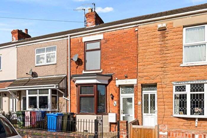 2 Bedroom Terraced House For Sale In Blundell Avenue, Cleethorpes, DN35