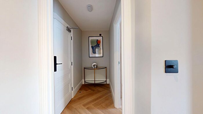 1 Bedroom Flat To Rent In Draycott Avenue, London, SW3