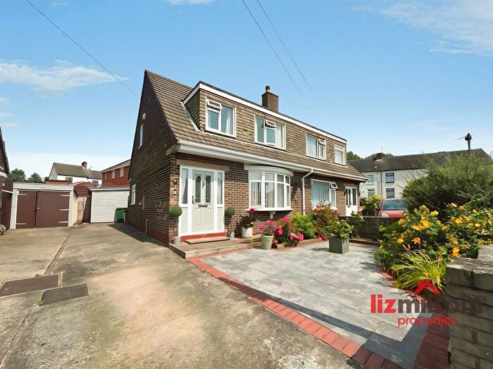 3 Bedroom Semi Detached House For Sale In New Road, Newhall, Swadlincote, DE11