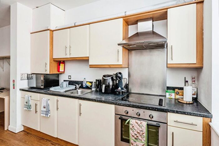 Studio To Rent In Portland House, SA1