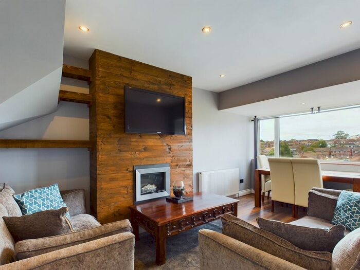 3 Bedroom Semi-Detached House To Rent In Foxhole Road, Paignton, TQ3