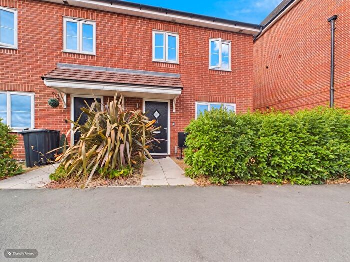 3 Bedroom End Of Terrace House For Sale In Worrall Drive, Wouldham, Rochester, ME1