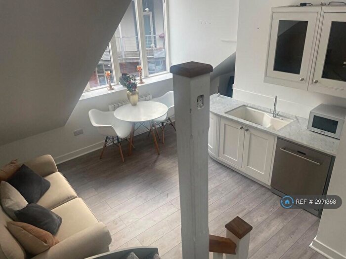 2 Bedroom Flat To Rent In Green Lane, Sheffield, S3