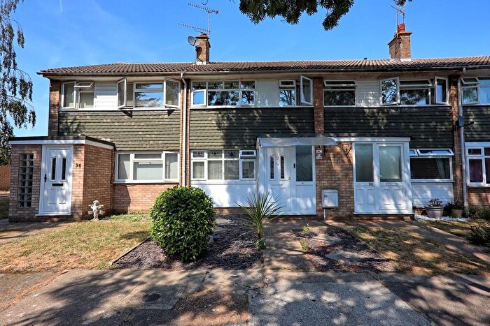 3 Bedroom Terraced House For Sale In Thundersley, SS7