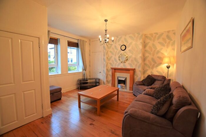 2 Bedroom Flat To Rent In Lochend Gardens, Lochend, Edinburgh, EH7