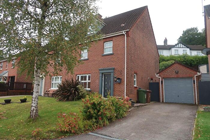 4 Bedroom Semi-Detached House For Sale In Cwm Braenar, Pontllanfraith, NP12