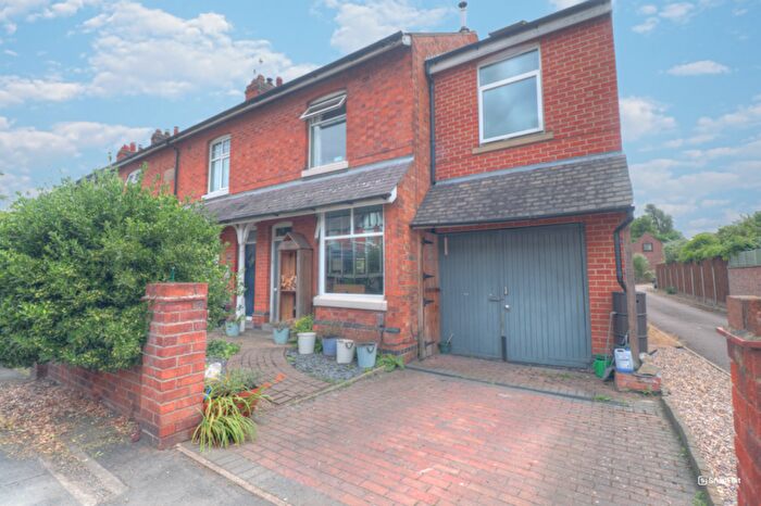 4 Bedroom End Of Terrace House For Sale In Barrow Road, Quorn, Loughborough, LE12