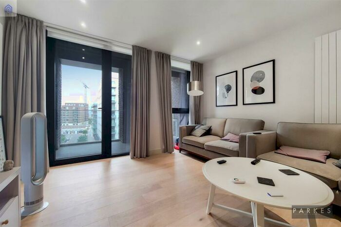 2 Bedroom Apartment To Rent In Admiralty Avenue, Royal Wharf, London, E16