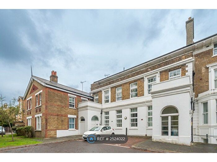 2 Bedroom Flat To Rent In Woolwich Road, London, SE2