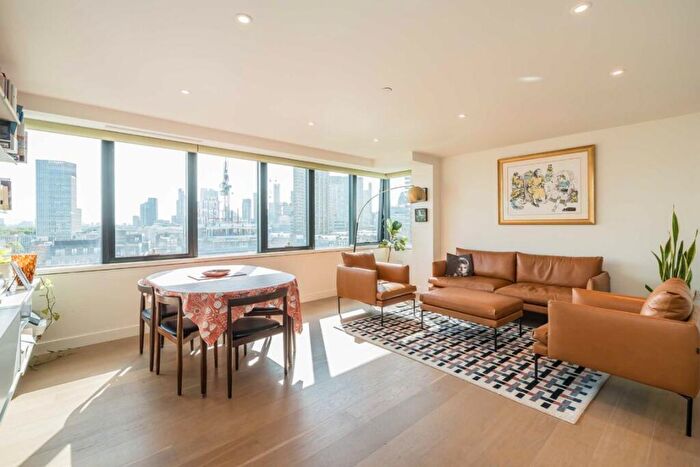 2 Bedroom Flat For Sale In Fann Street, Blake Tower, EC2Y
