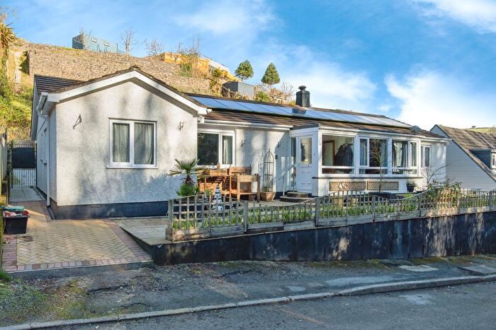 4 Bedroom Bungalow For Sale In Keveral Gardens, Seaton, Torpoint, Cornwall, PL11