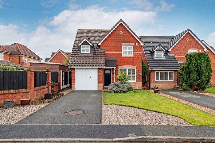 3 Bedroom Detached House For Sale In Elmsett Close, Great Sankey, WA5