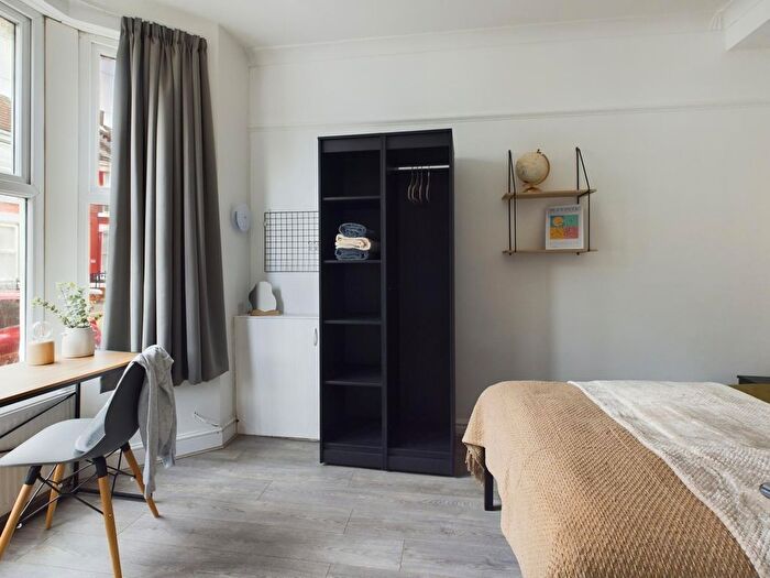 4 Bedroom Semi Detached House To Rent In Albert Edward Road, Liverpool, L7