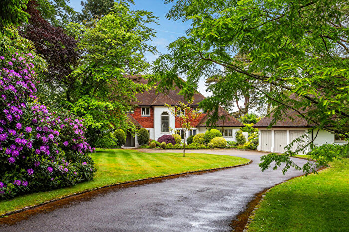 5 Bedroom Detached House For Sale In Lawbrook Lane, Peaslake, Guildford, Surrey, GU5