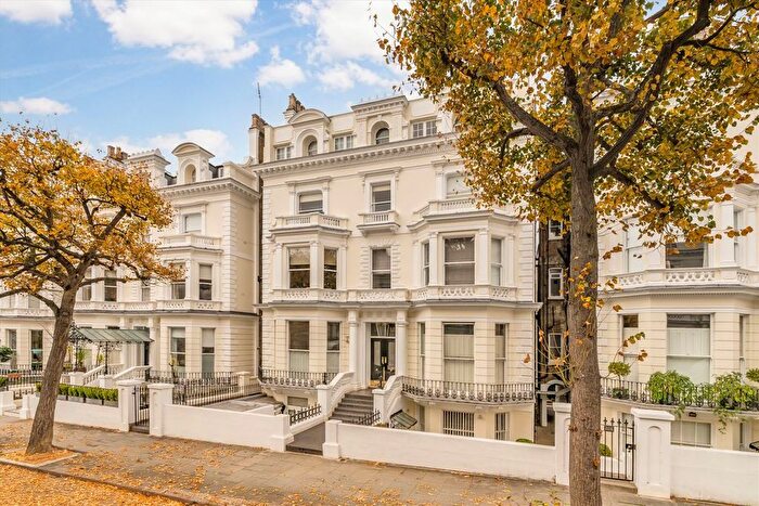 1 Bedroom Flat For Sale In Holland Park, Holland Park, W11