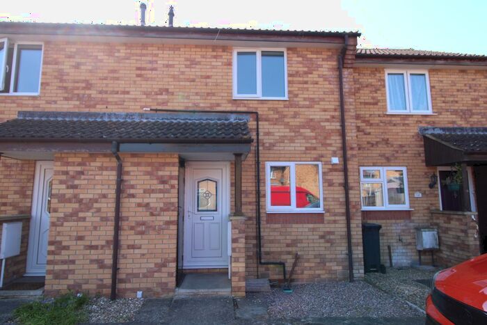 2 Bedroom Terraced House To Rent In Sycamore Close, Bridgwater, TA6