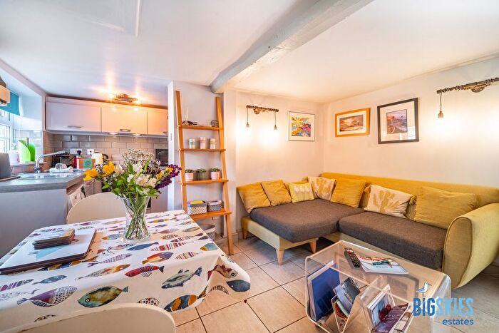 2 Bedroom Cottage For Sale In Beeston Road, Sheringham, NR26