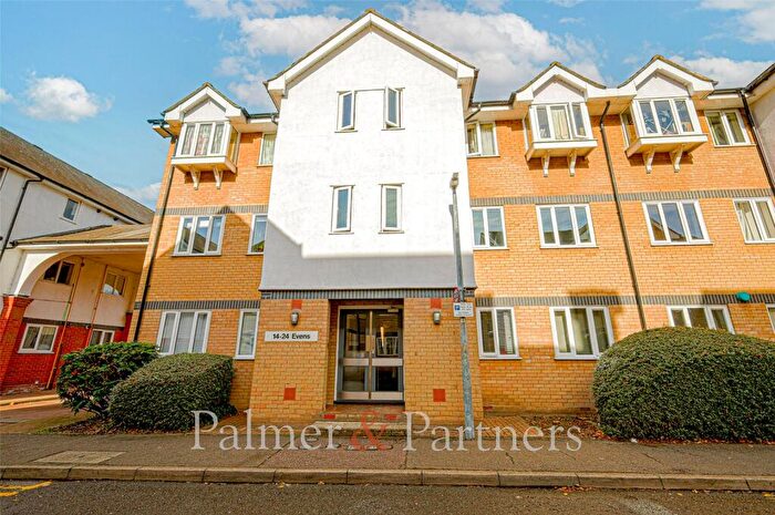 2 Bedroom Apartment To Rent In Victoria Chase, Colchester, Essex, CO1