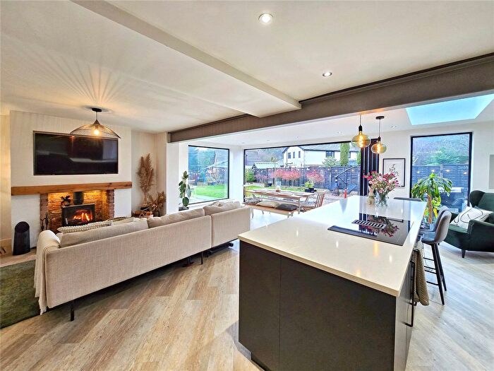 4 Bedroom Semi-detached House For Sale In Hurst Crescent, Rawtenstall, Rossendale, BB4