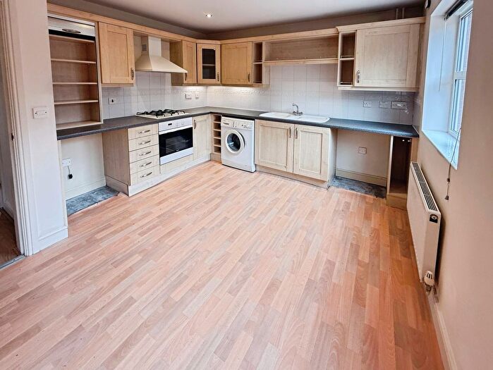3 Bedroom Terraced House For Sale In Gatcombe Way, Priorslee, Telford, TF2
