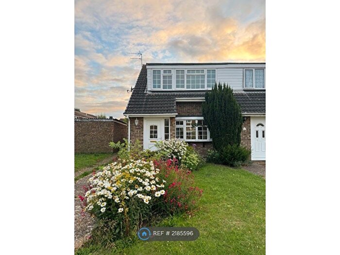 3 Bedroom End Of Terrace House To Rent In Codicote Row, Hemel Hempstead, HP2