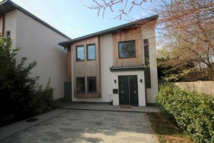 4 Bedroom Detached House To Rent In Verdayne Avenue, Croydon, CR0