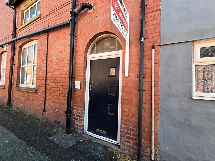 1 Bedroom Property To Rent In Railway Road, Leigh, WN7