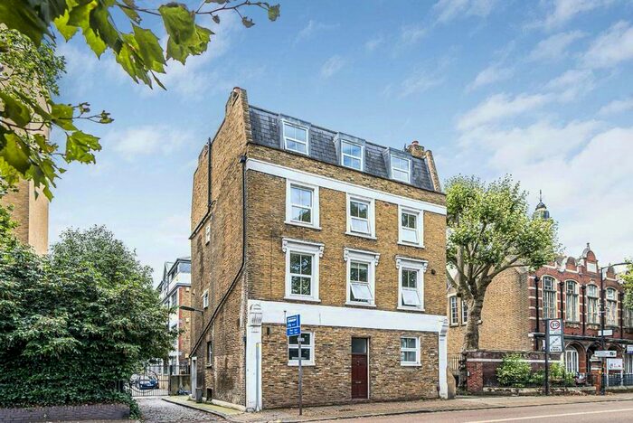 2 Bedroom Flat To Rent In Grange Road, London, SE1