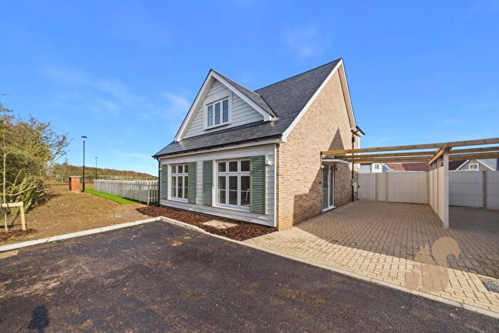 3 Bedroom Detached Bungalow To Rent In Salt Meadows, Tollesbury, CM9