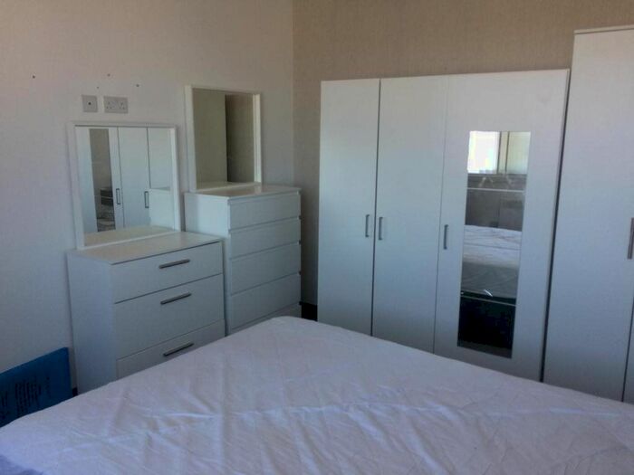 1 Bedroom Flat To Rent In North House, North John St, Liverpool, L2