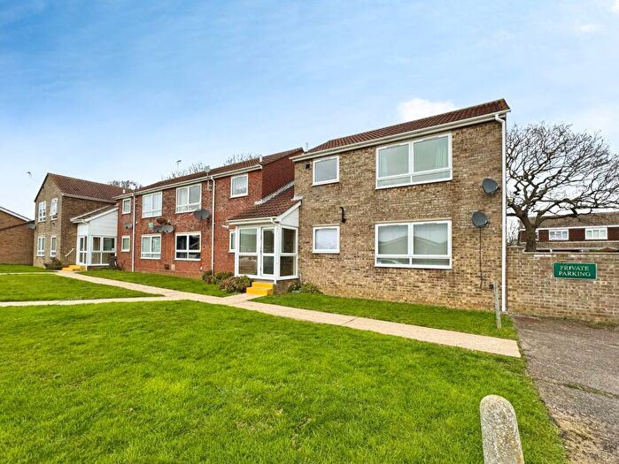1 Bedroom Apartment For Sale In Epping Close, Clacton-on-Sea, Essex, CO15