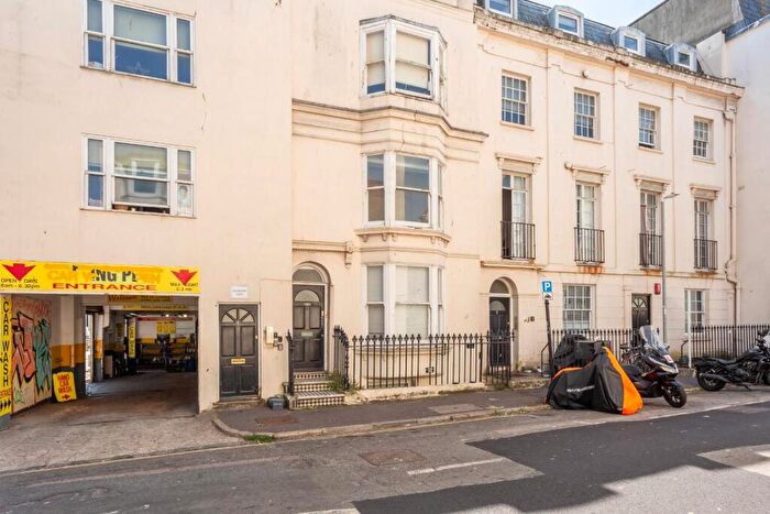 2 Bedroom Flat For Sale In Sillwood Street, Brighton, BN1