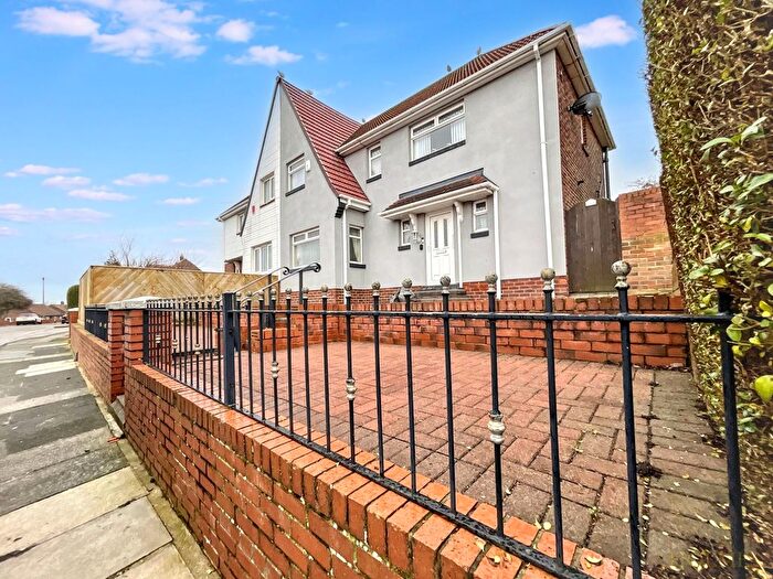 3 Bedroom Semi Detached House For Sale In Boldon Drive, West Boldon, NE36