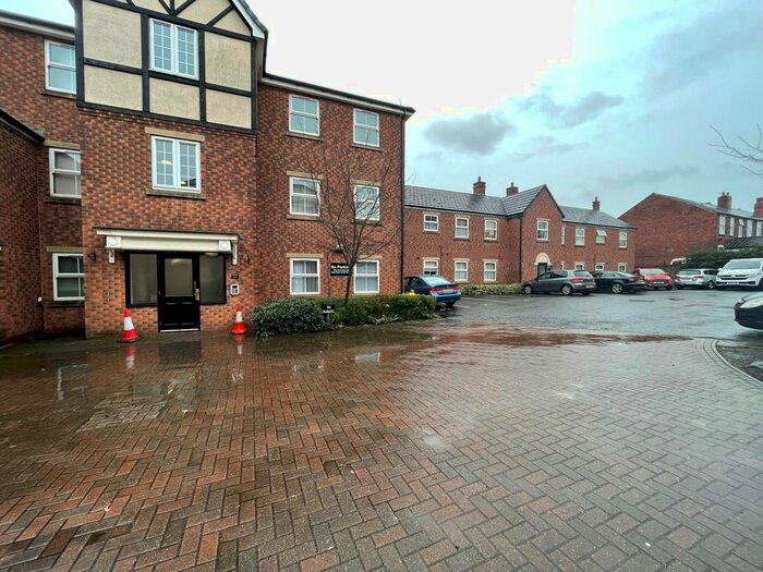 2 Bedroom Flat To Rent In Creed Way, West Bromwich B70