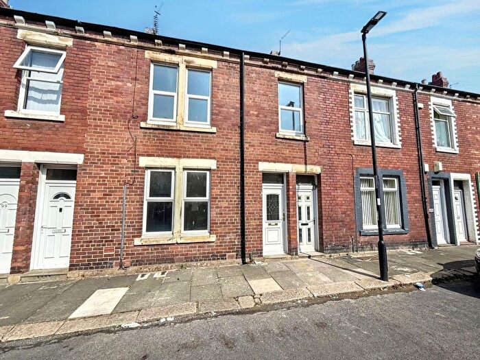 3 Bedroom Flat To Rent In Charlotte Street, Wallsend, NE28