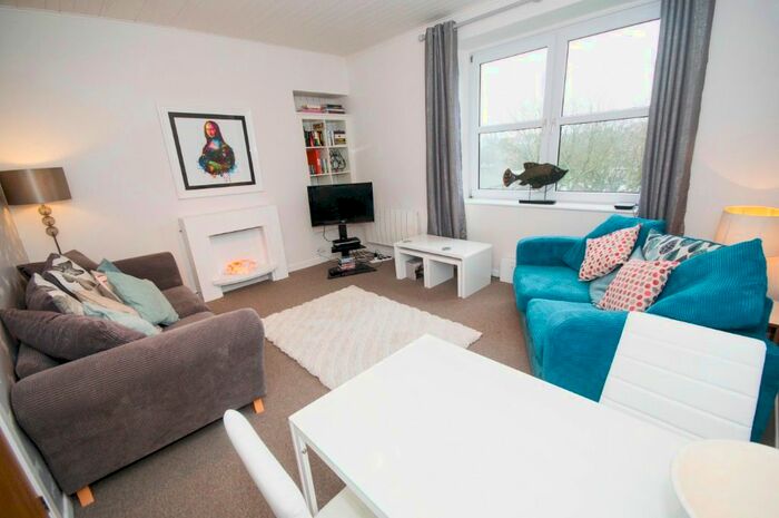 1 Bedroom Flat To Rent In Northfield Place, Rosemount, Aberdeen, AB25